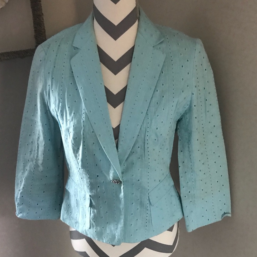 Eyelet blazer